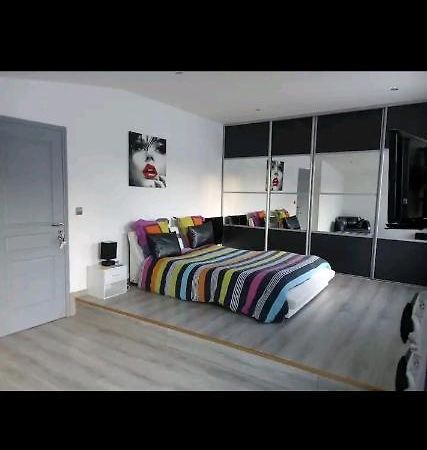 Maison A La Campagne Pres De La Ville Aiglemont Luaran gambar
